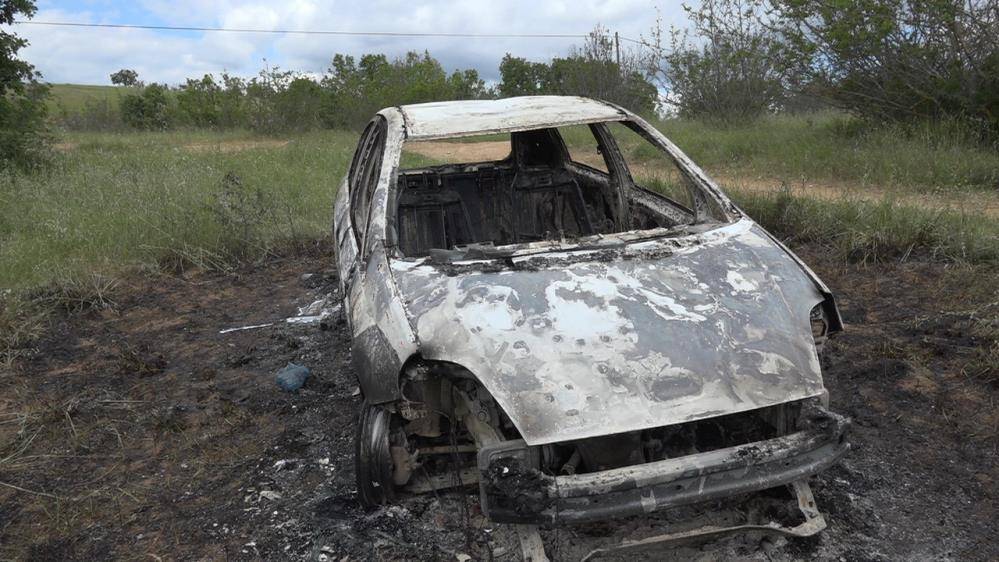 Dehşet zinciri! Evini ve aracını yaktı, kadını öldürüp canına kıydı 1